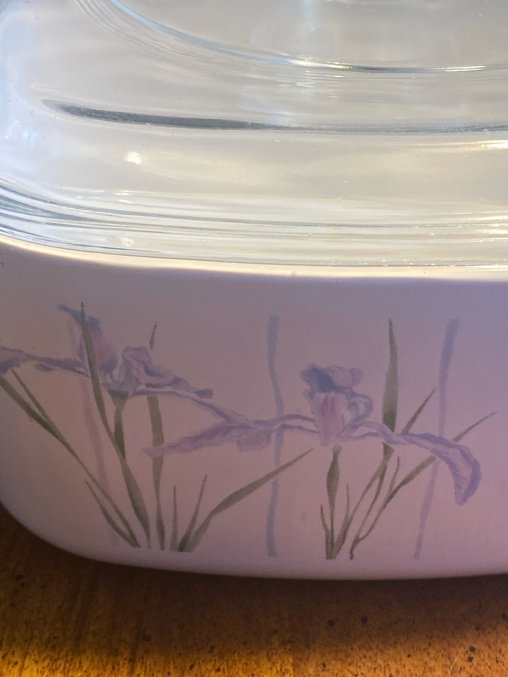Corningware Shadow Iris 1.5 Qt Casserole Pan and Pyrex Lid - Picture 7 of 11
